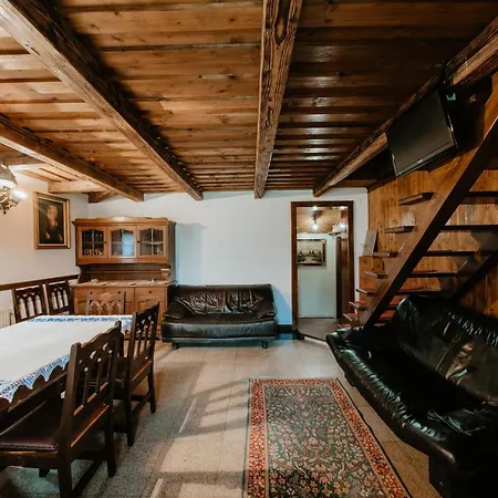 Lodge Complex Cabanele Florilor Bucea