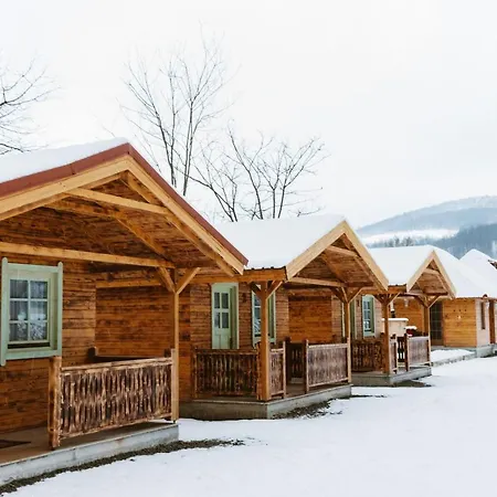 Complex Cabanele Florilor Lodge *
